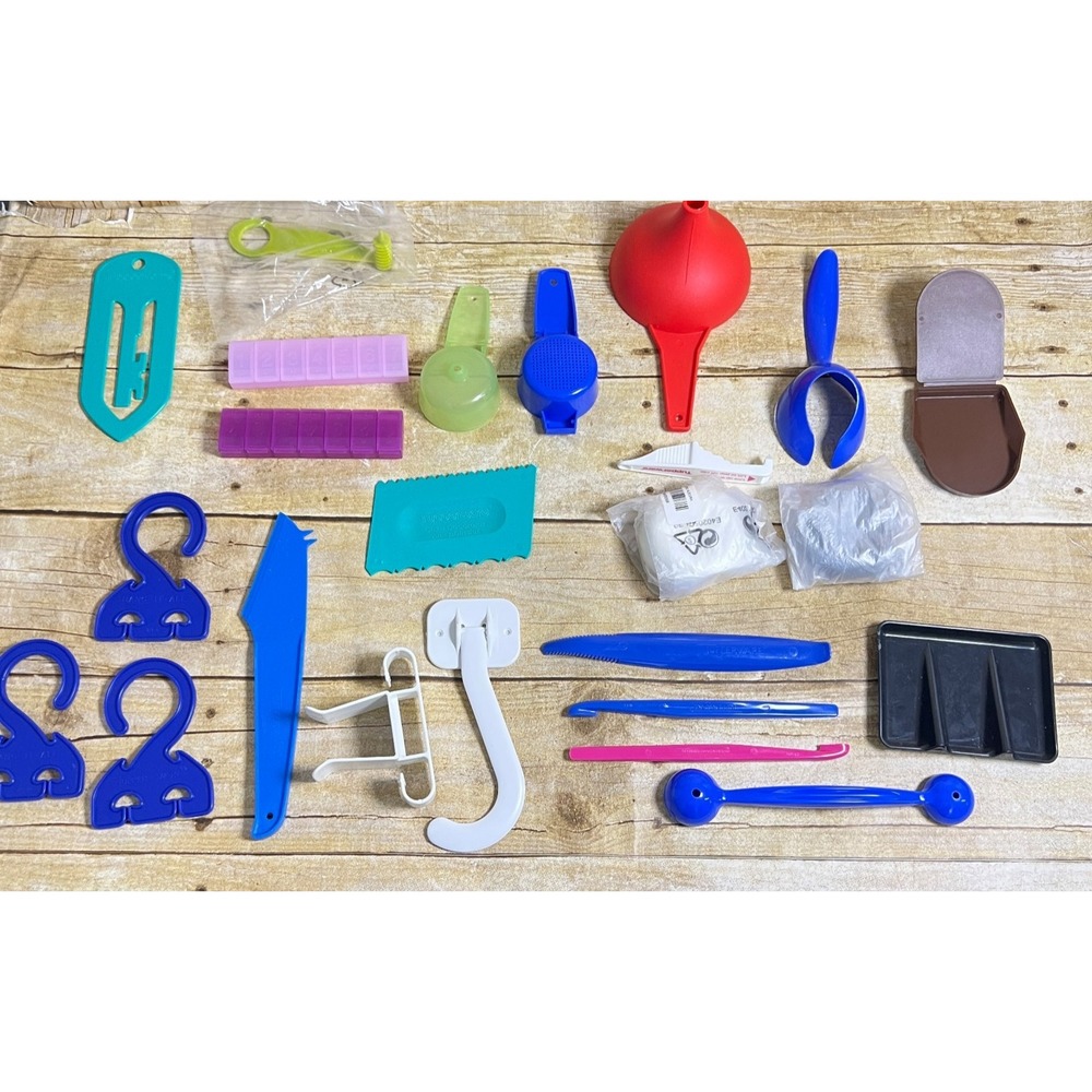 Lot of 24 Tupperware Gadgets Hostess Party Favor Giveaways Funnel Peeler NEW